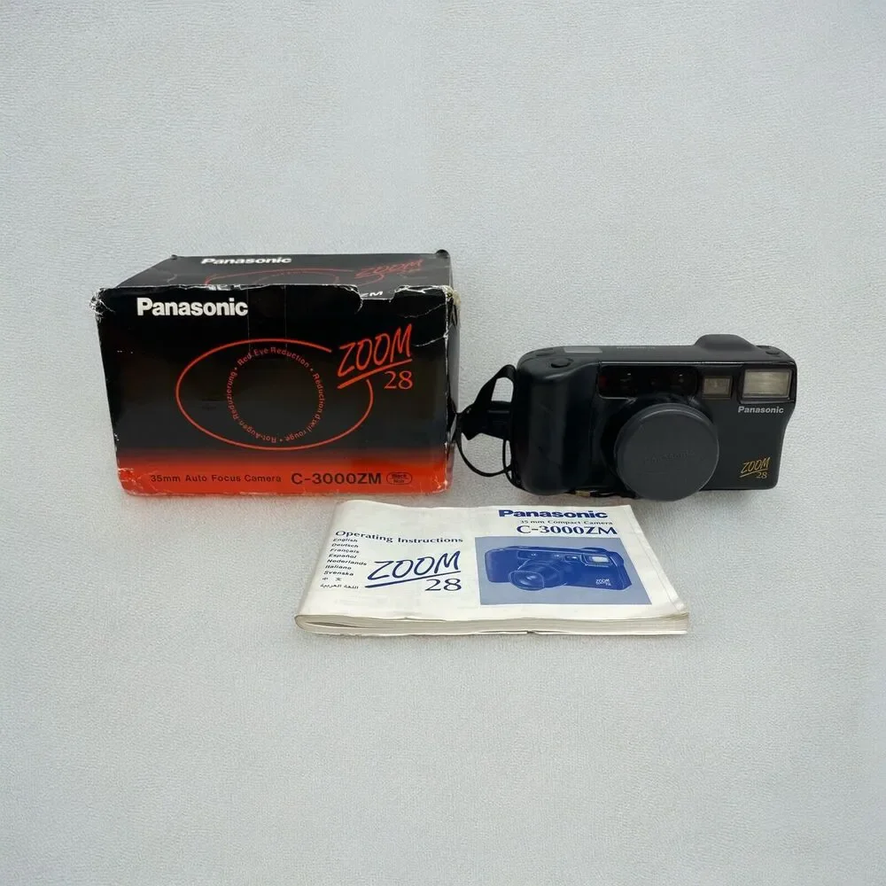 Panasonic C-3000ZM Zoom 28 Camera 35 mm Compact Camera Vintage - Not Tested
